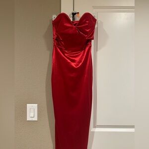 Elegant Red Strapless Dress